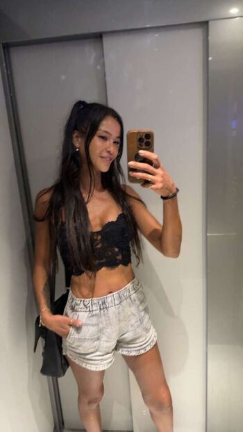 Full leaked Tayah paillette private photo