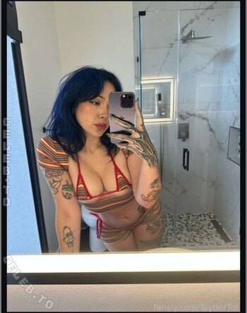 Full leaked Taydertot private photo