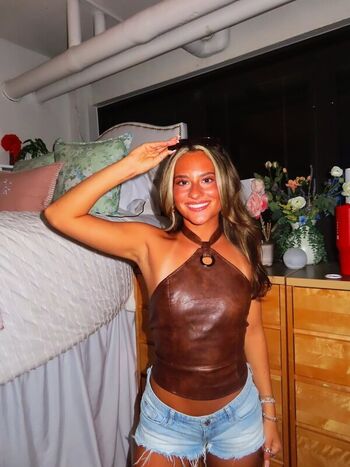 Full leaked Taylor barnett private photo