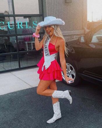Full leaked Taylor grizzle private photo