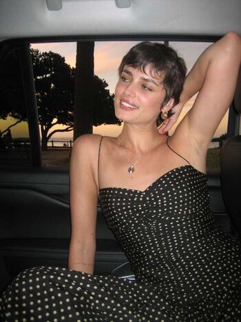 Full leaked Taylor hill page private onlyfans photo