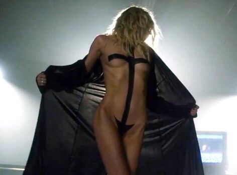 Full leaked Taylor moms private photo