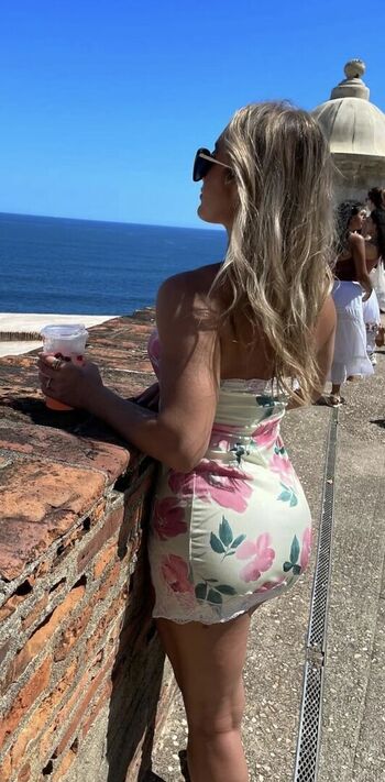 Full leaked Taylor pusateri private onlyfans photo