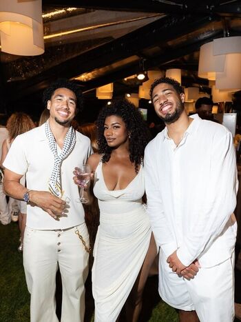 Full leaked Taylor rooks private photo
