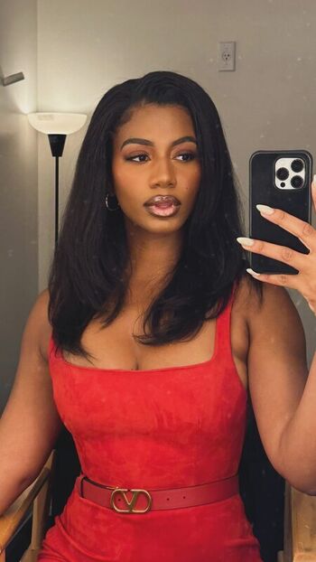Full leaked Taylor rooks private photo