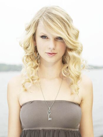 Full leaked Taylor swift  page private onlyfans photo