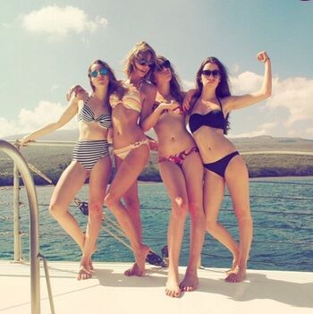 Full leaked Taylor swift private photo
