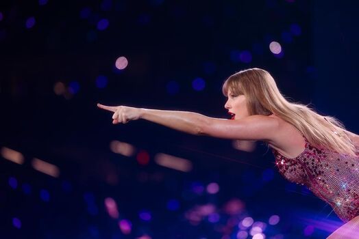 Full leaked Taylor swift private photo