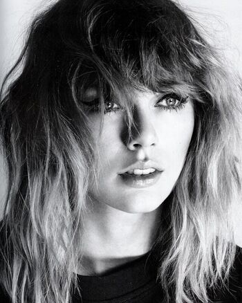 Full leaked Taylor swift page private photo