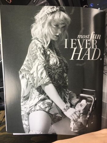Full leaked Taylor swift page private photo