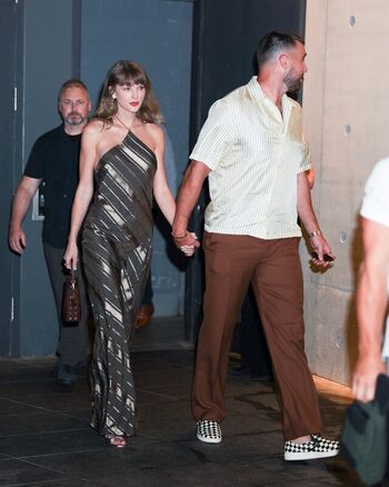 Full leaked Taylor swift  page private photo