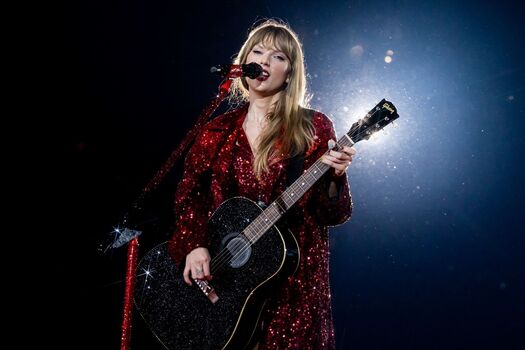 Full leaked Taylor swift  page private photo