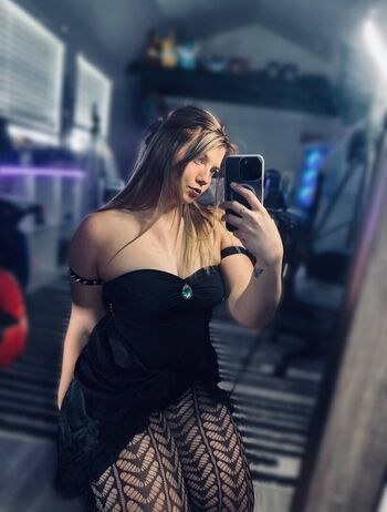 Full leaked Taylorliz private photo