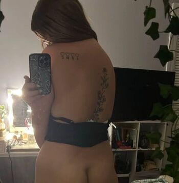 Full leaked Tayloryoung private onlyfans photo