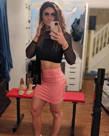 Full leaked Tayrosiee private photo