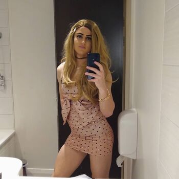 Full leaked Tayrosiee private photo