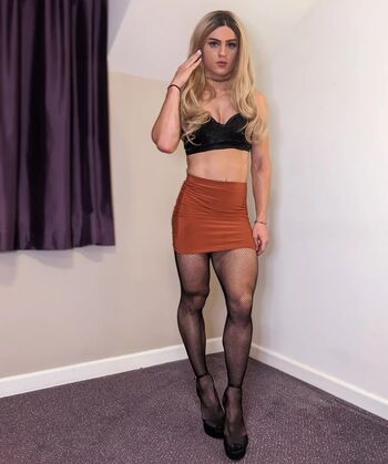 Full leaked Tayrosiee private photo