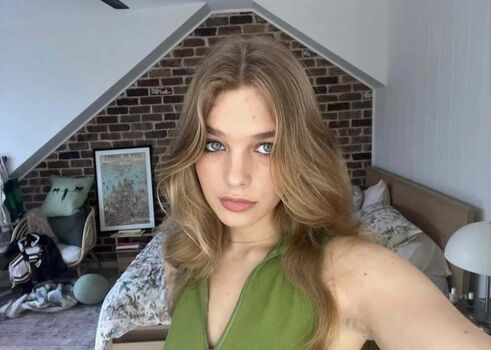 Full leaked Teagancroft private photo