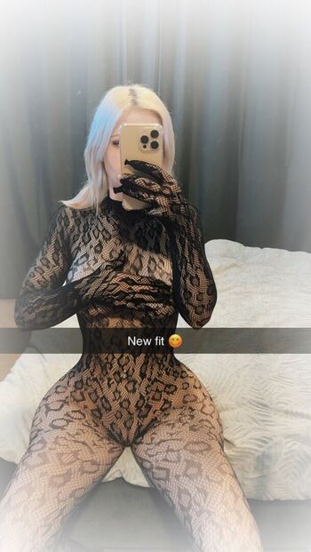 Full leaked Teahmariiia private onlyfans photo