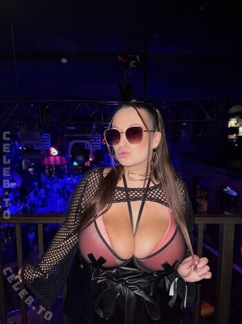Full leaked Techno teacher private photo