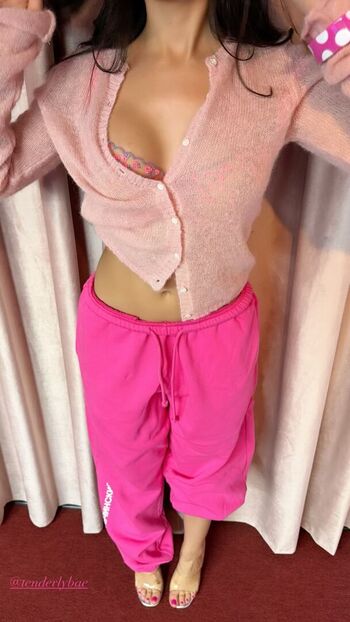 Full leaked Tenderlybae private onlyfans photo