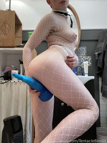 Full leaked Tentaclebimbo  page private photo