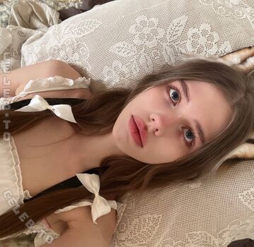 Full leaked Vivian/ private photo