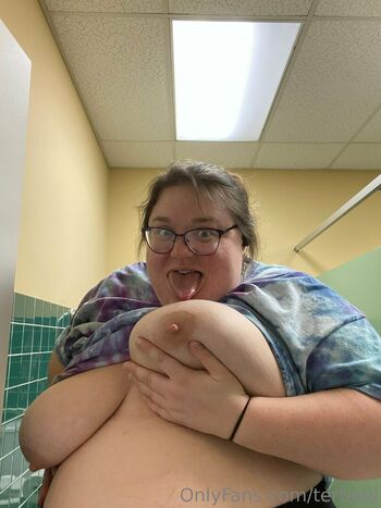 Full leaked Tertaay private photo