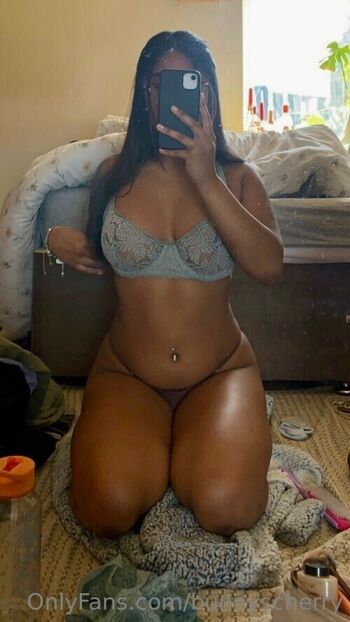 Full leaked Thai girls private onlyfans photo