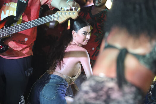 Full leaked Thaila ayala private photo