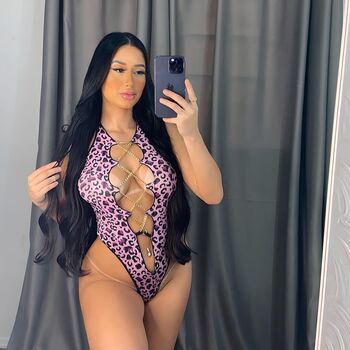 Full leaked Thaliaalmeidah private photo