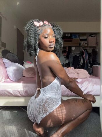 Full leaked Tharealbrownieeez private onlyfans photo