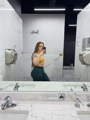 Full leaked Thatfitchickvic private onlyfans photo