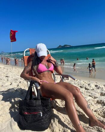 Full leaked Thatiane oliveira private onlyfans photo