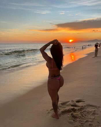 Full leaked Thatiane oliveira private onlyfans photo