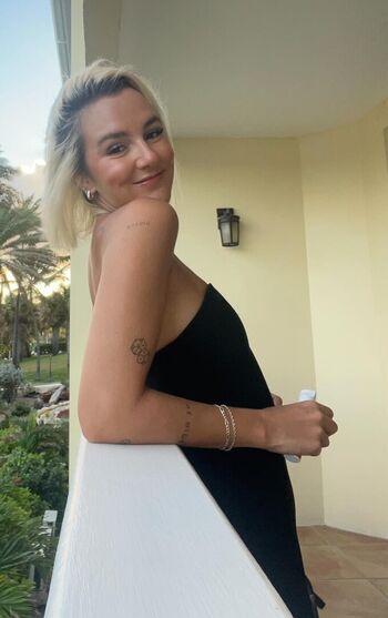 Full leaked The beaches page private onlyfans photo