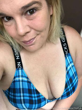 Full leaked The glazed wife private onlyfans photo