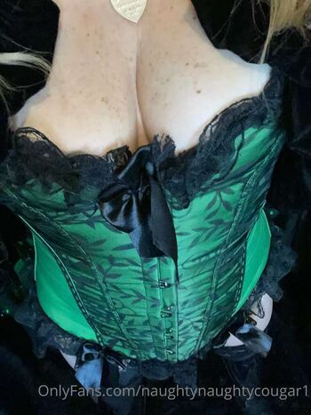 Full leaked The naughty cougar private photo