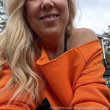 Full leaked The naughty cougar private photo
