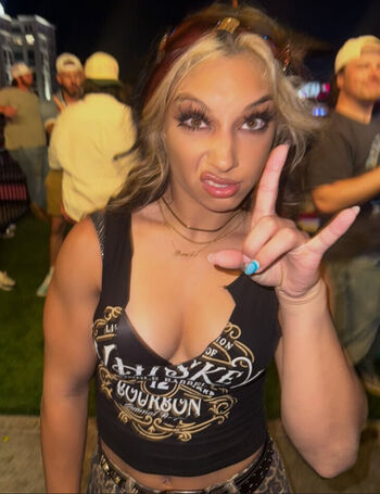 Full leaked Thea hail private photo
