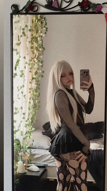 Full leaked Theakaleina private onlyfans photo