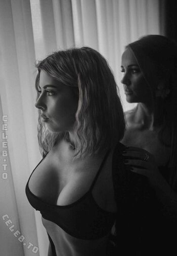 Full leaked Thealeexa private onlyfans photo