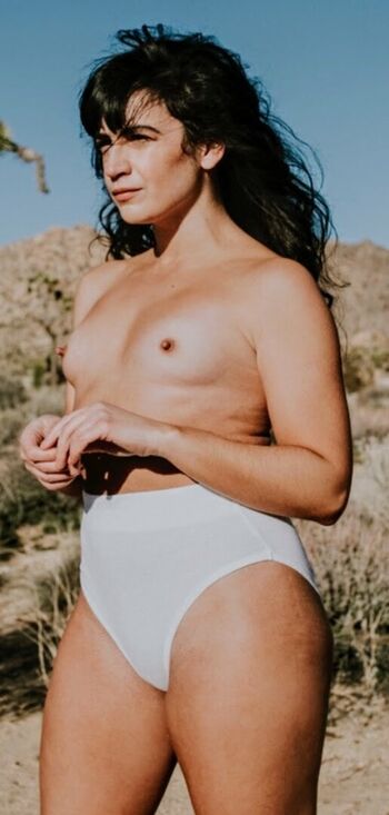 Full leaked Theanniepotts private photo