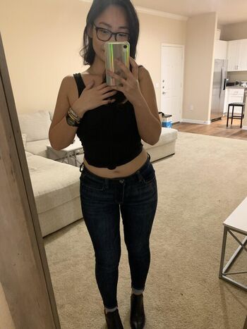 Full leaked Theanvu page private photo