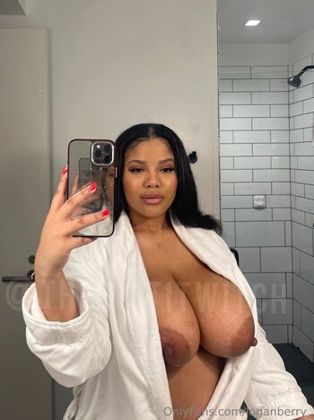 Full leaked Thebigtitwitch page private photo
