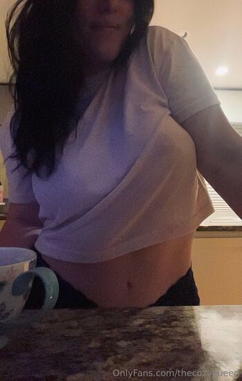 Full leaked Thecozyqueen page private photo
