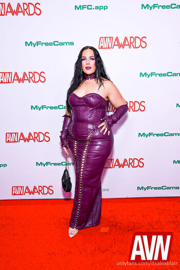 Full leaked Thecurvyfoxx private onlyfans photo