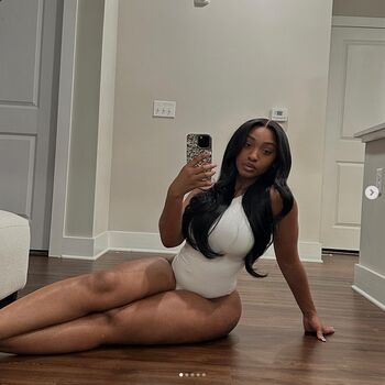 Full leaked Thediamondicee private photo