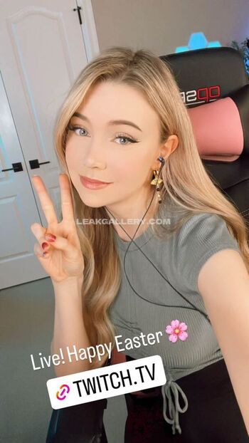 Full leaked Thedizzykitten private photo