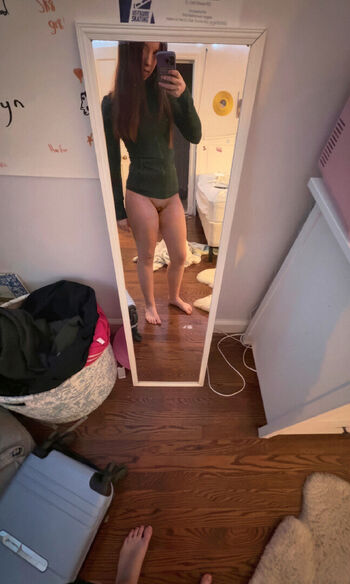 Full leaked Thehoneybeee private onlyfans photo